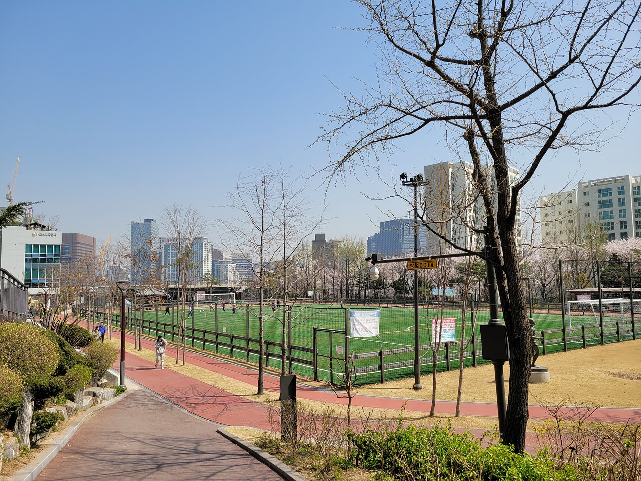 中场控制